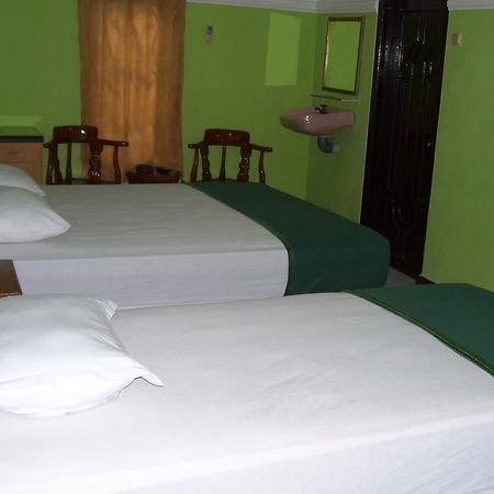 Hotel Bahagia パンカランブーン エクステリア 写真